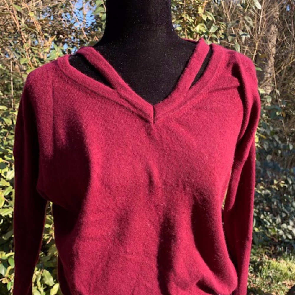 White + Warren Cashmere sweater